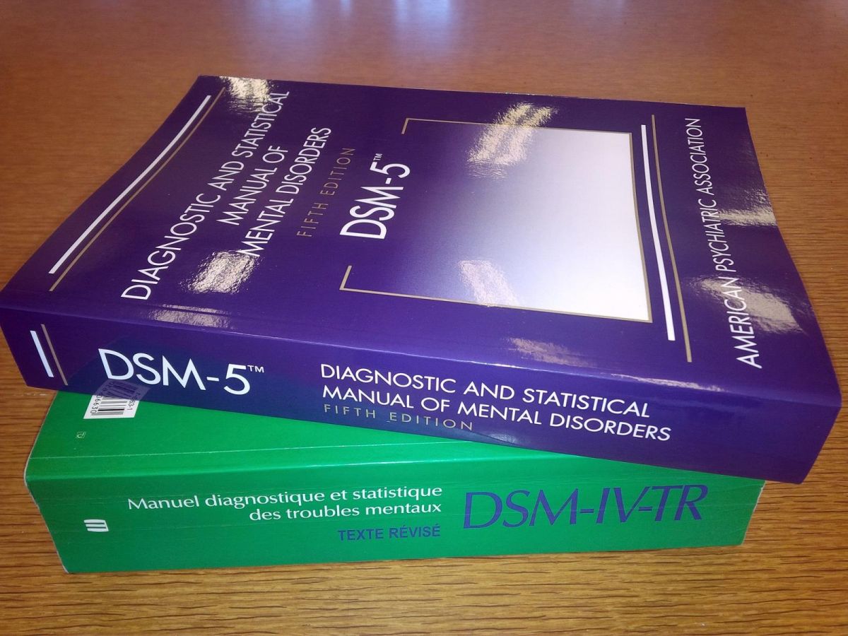 Le DSM-5 est le manuel de référence pour le diagnostic en santé mentale.
