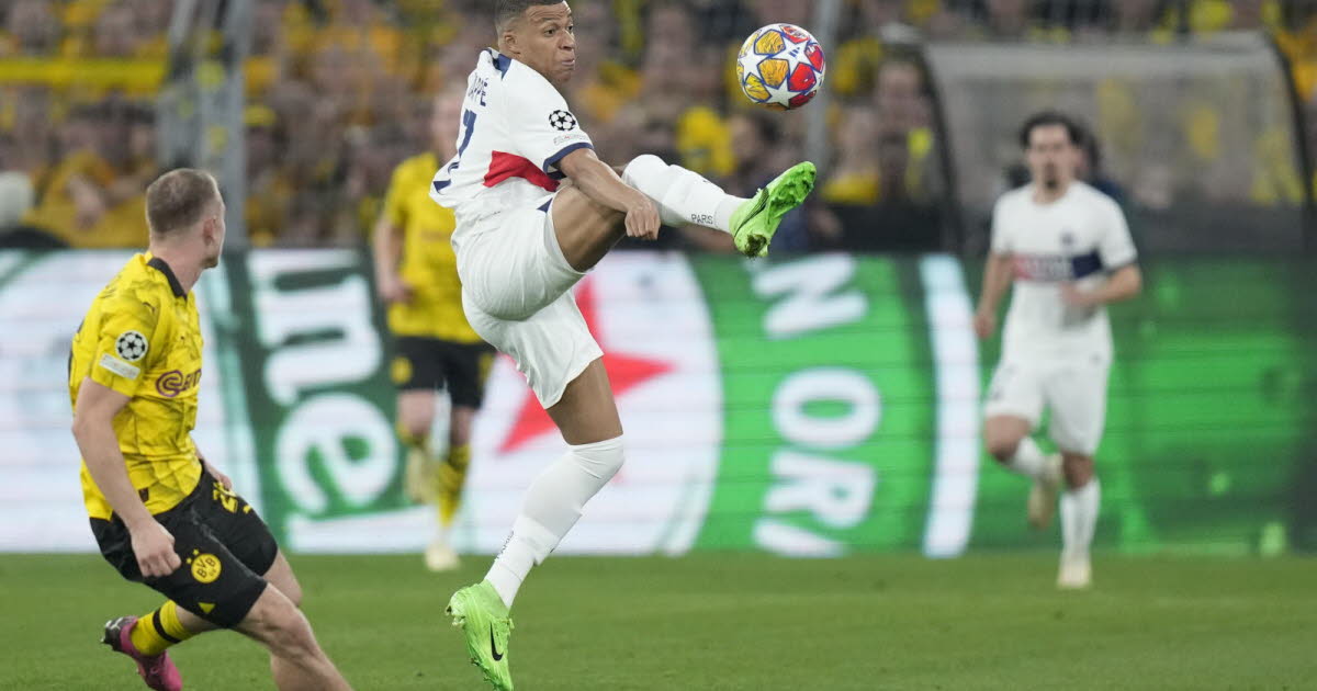 Football.  Champions League: defeated in Dortmund (1:0), Paris backs to the wall